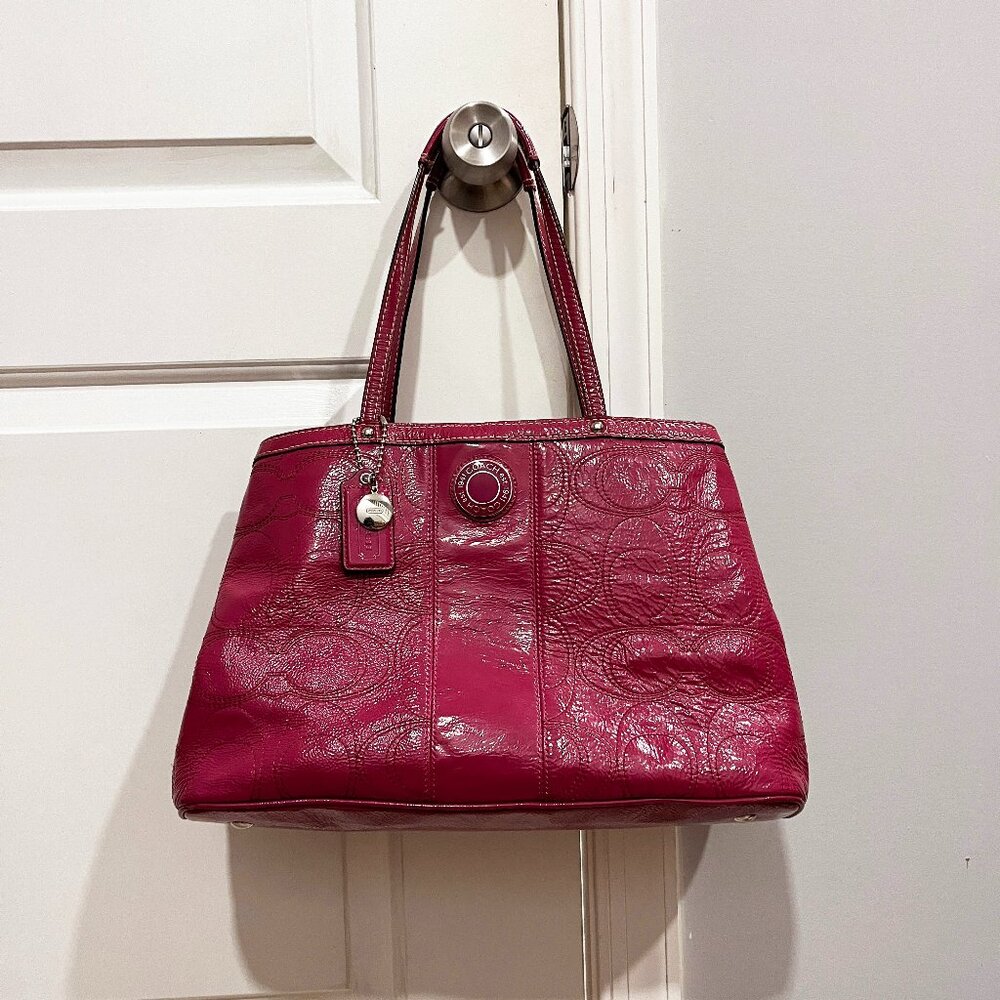 COACH Hot Pink Patent Leather Signature Carryall Kisslock Bag - Picture 2 of 13